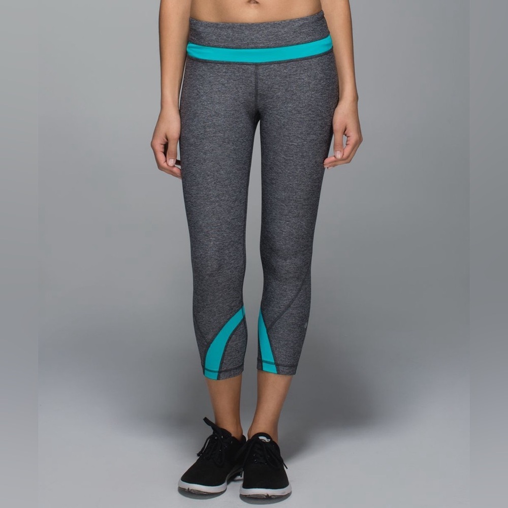 LULULEMON Run: Inspire Crop II Heathered Grey Turquoise Leggings Size 6